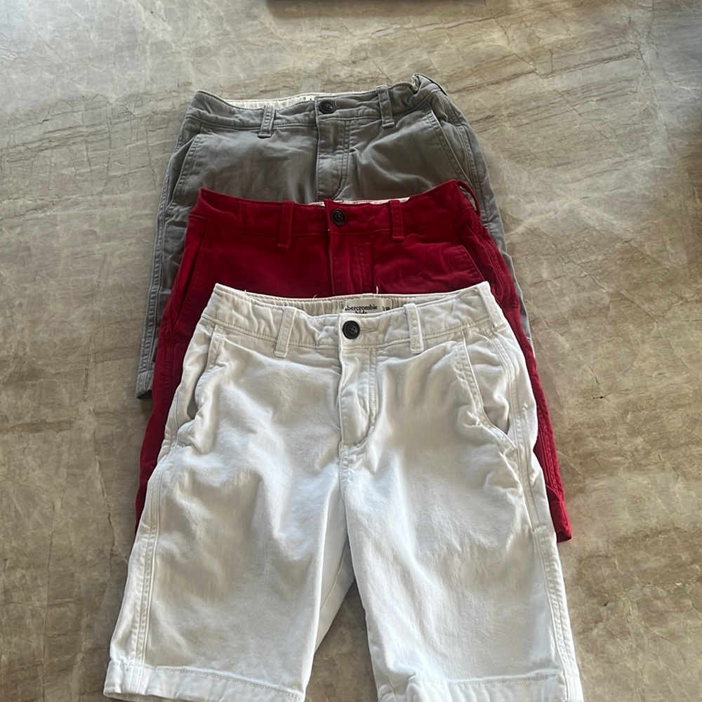 Abercrombie Kids 3 pair bundle boys 9/10 twill shorts. White, Red and Grey